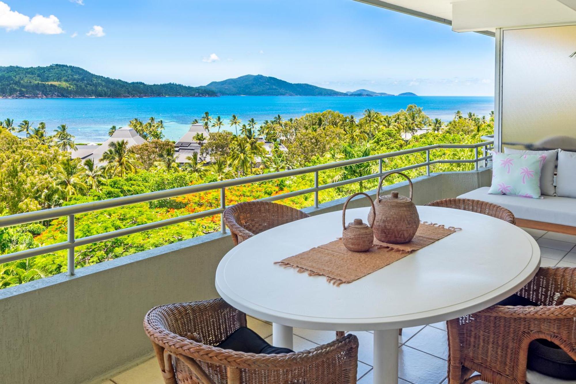 Poinciana Lodge - 2 Bedroom - On Hamilton Island By Hiha Екстериор снимка