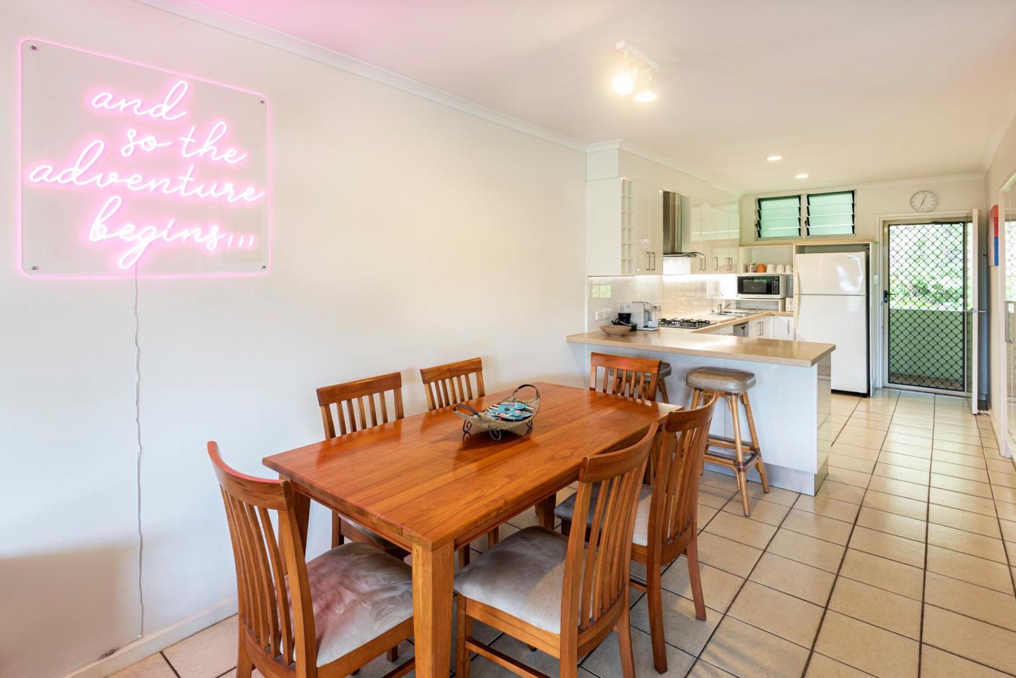 Poinciana Lodge - 2 Bedroom - On Hamilton Island By Hiha Екстериор снимка