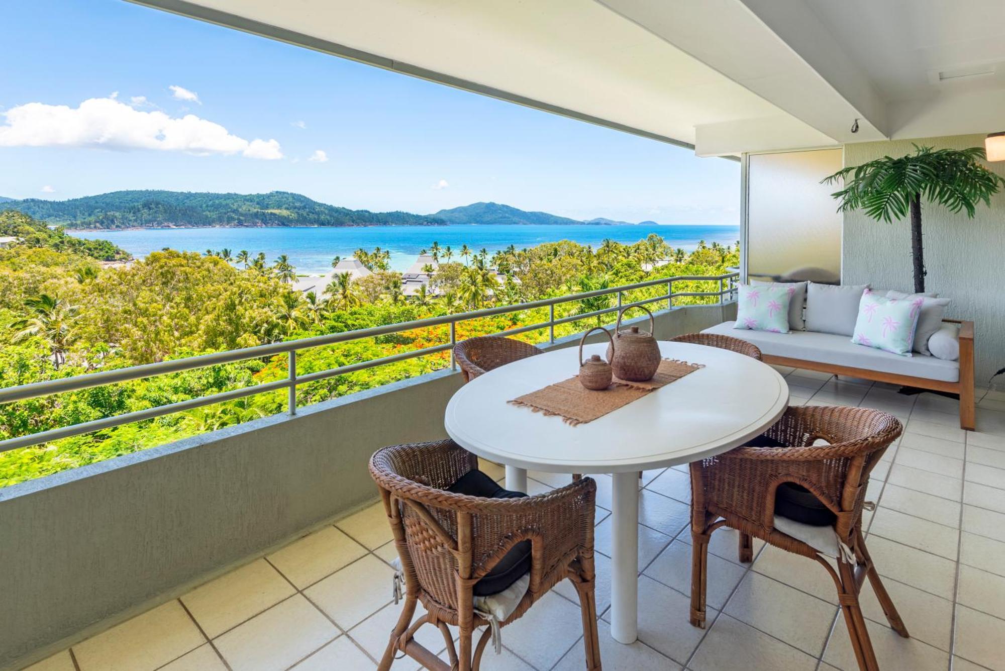 Poinciana Lodge - 2 Bedroom - On Hamilton Island By Hiha Екстериор снимка