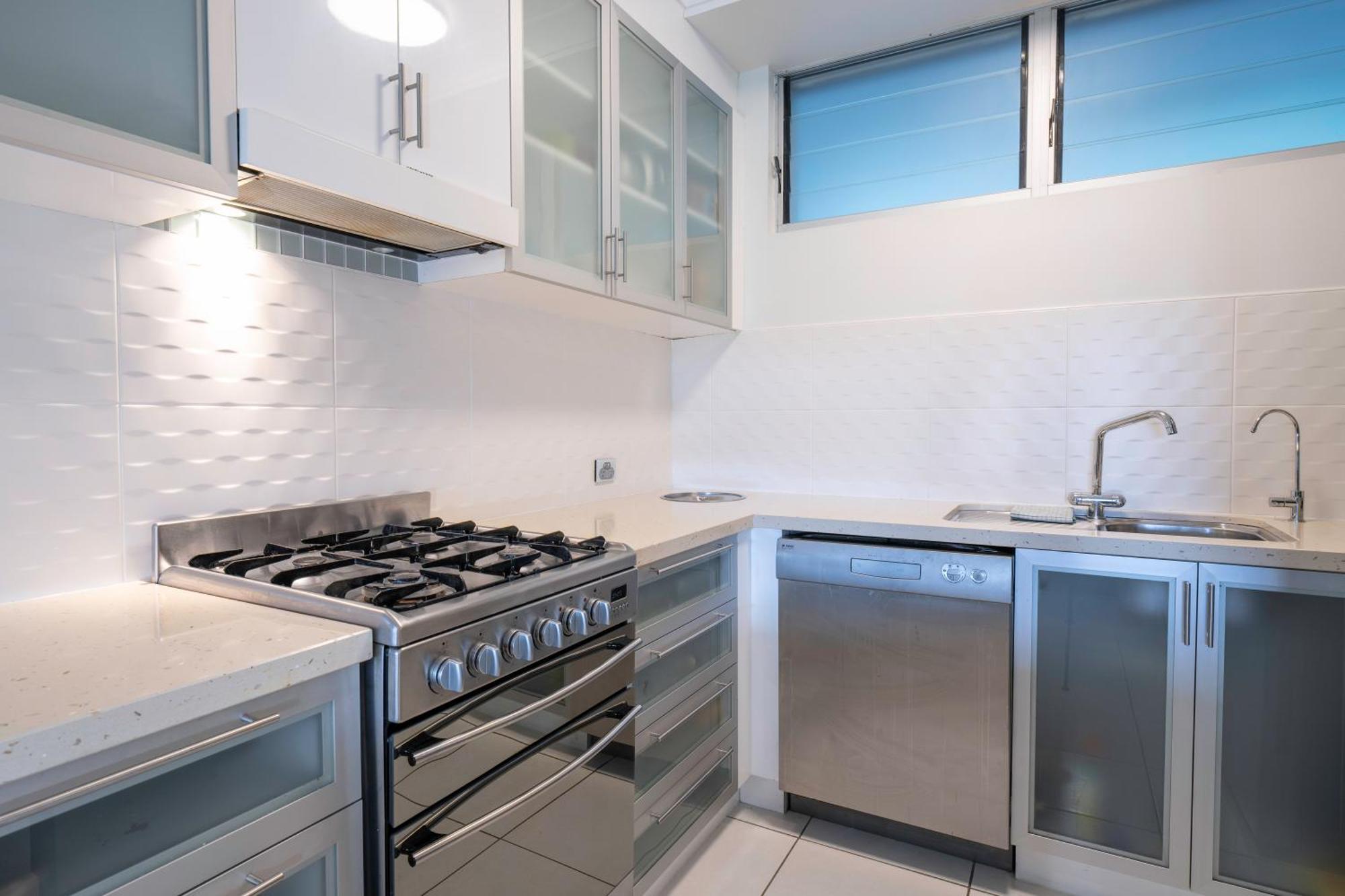 Poinciana Lodge - 2 Bedroom - On Hamilton Island By Hiha Екстериор снимка